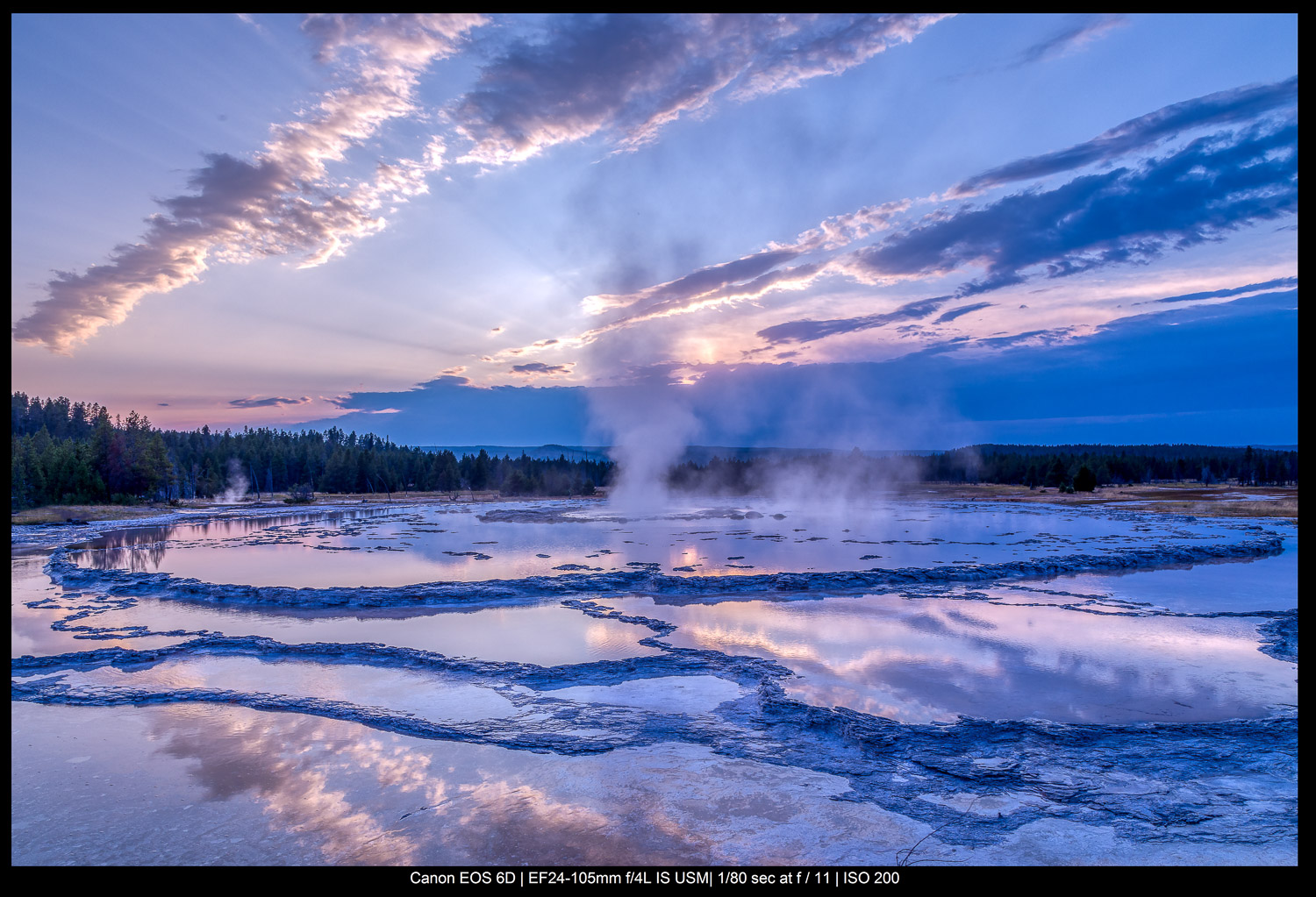 Grand Fountain Geyser at Yellowstone